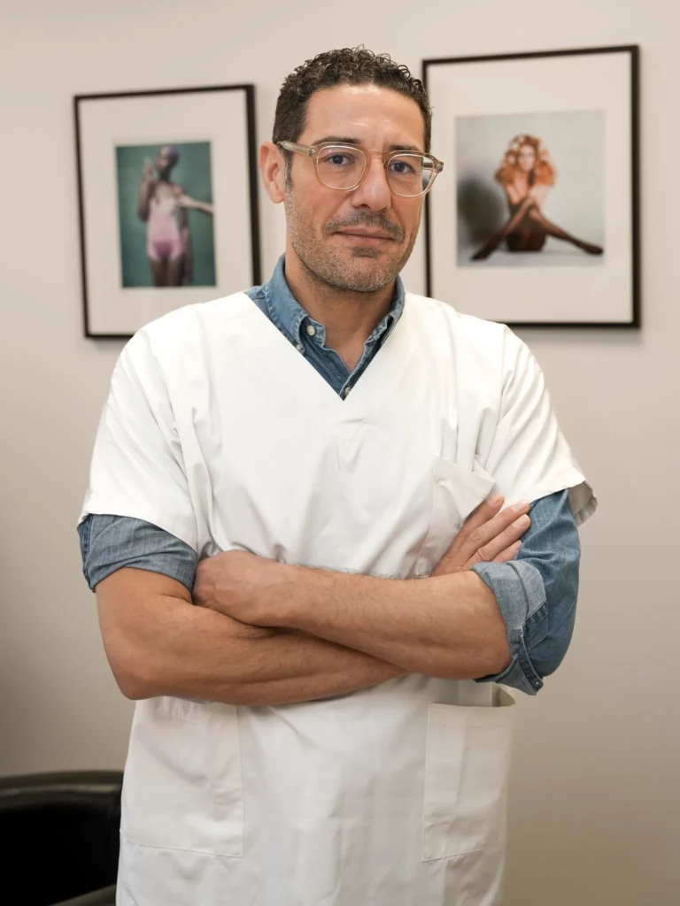 Dr. Abdelghani Ziane, chirurgien gynécologue à Lyon